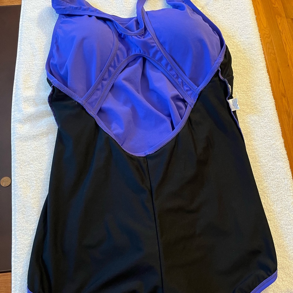 Dolphin swimsuit size 46/20 - Picture 8 of 9